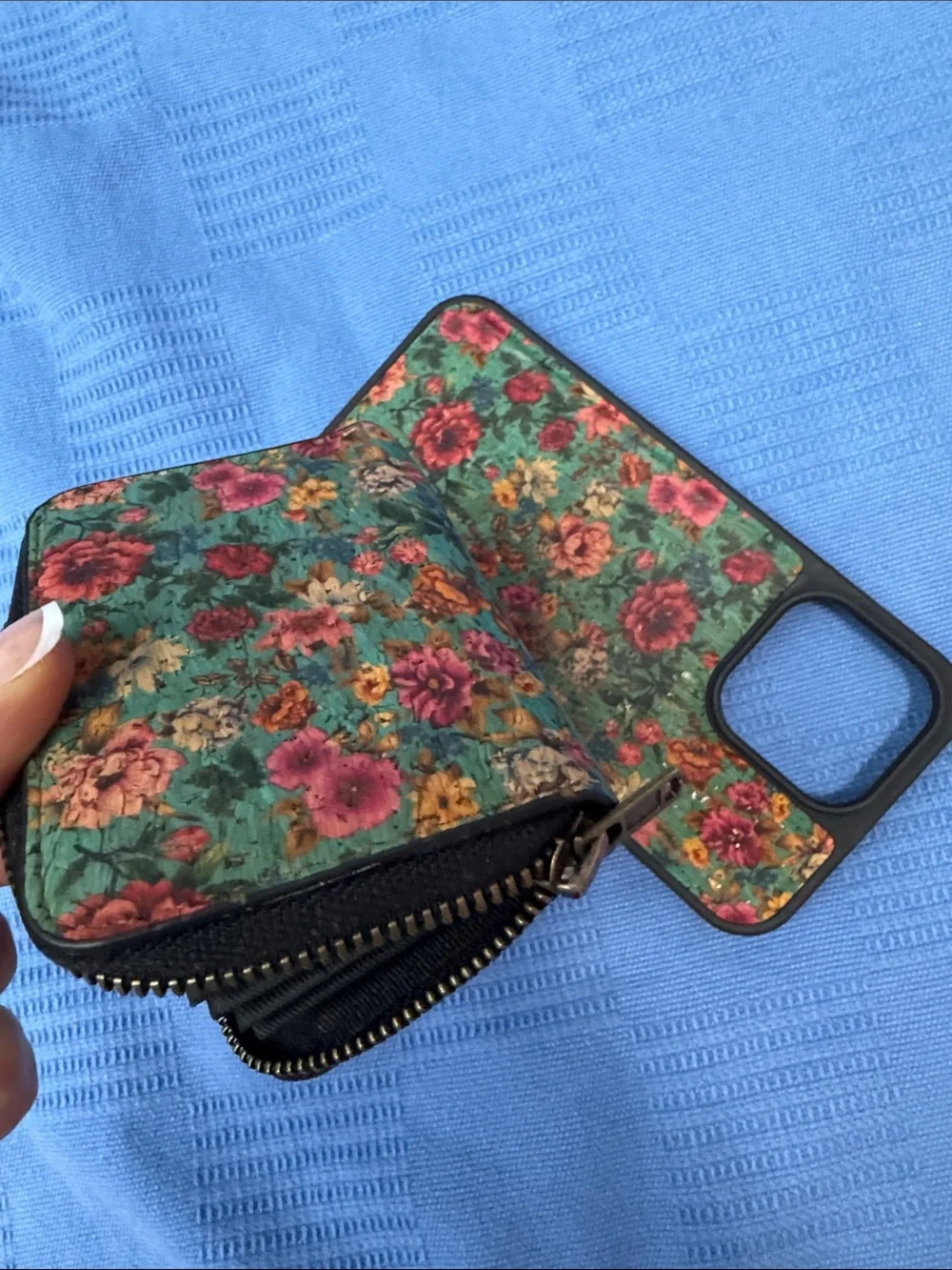 IPHONE 15Pro Max Floral Green Magnetic Zip Wallet Phone Case